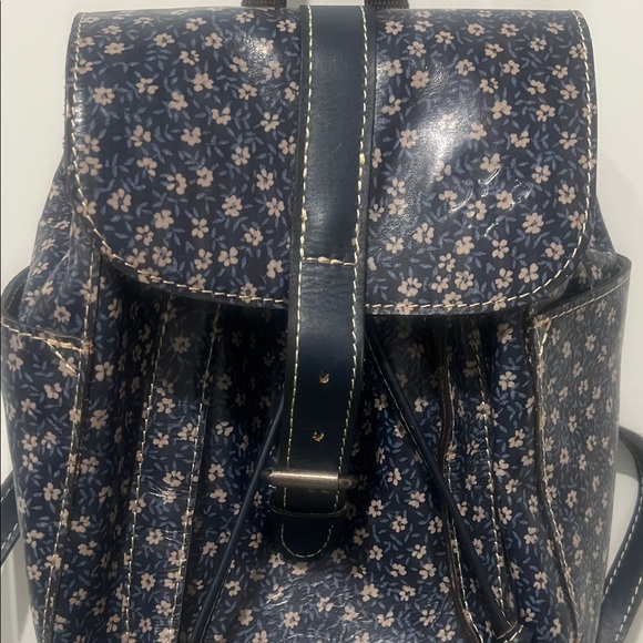 Patricia Nash Denim Daises Mini Backpack - Picture 2 of 8